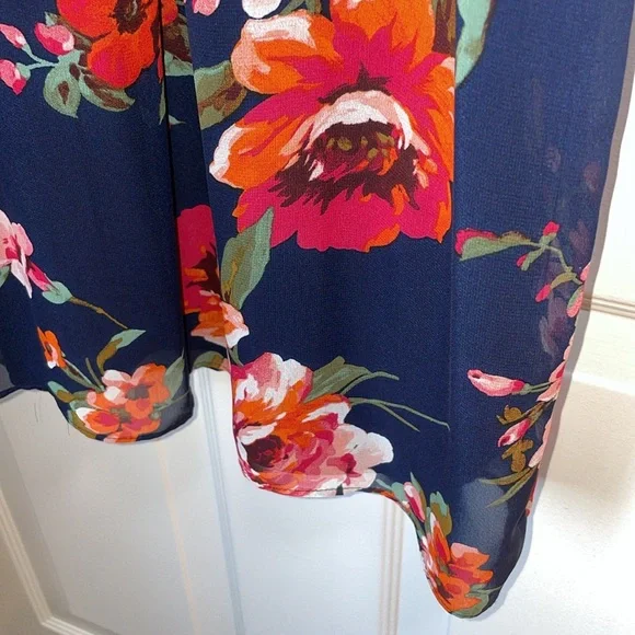 Floral Halter Dress - Picture 8 of 13